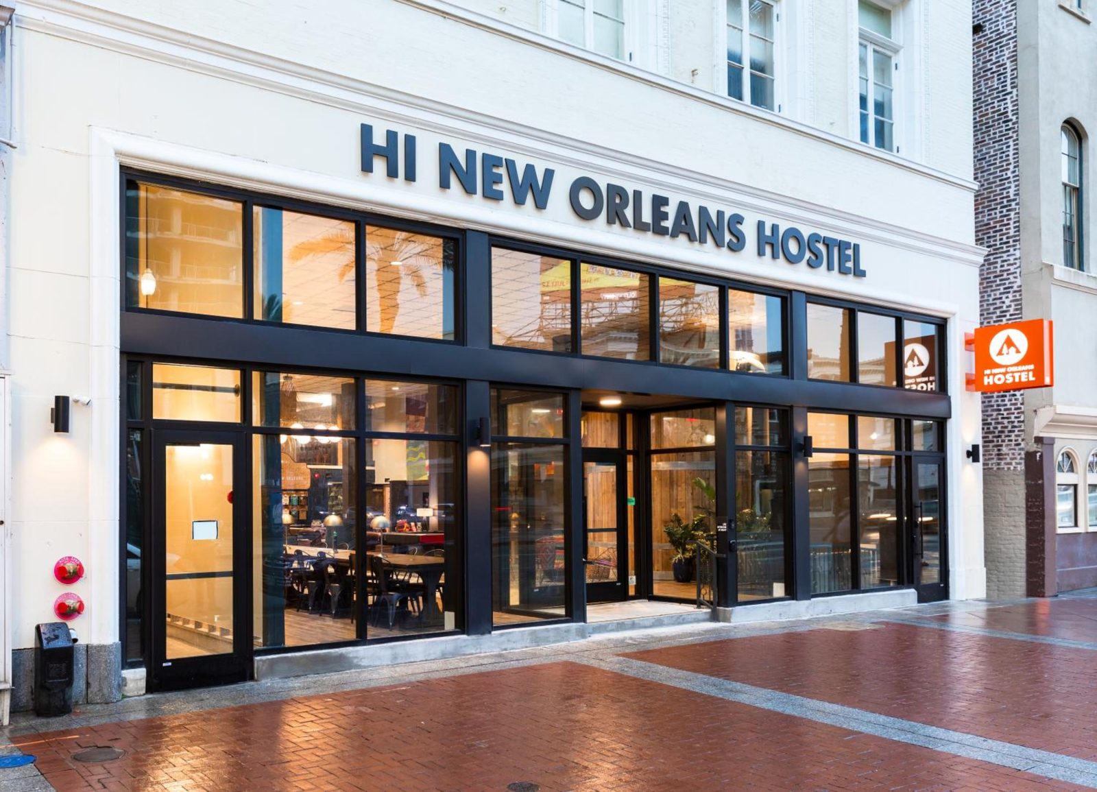 HI New Orleans Hostel — photo 2